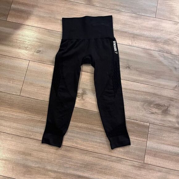 Gymshark Black Athletic Workout Leggings Women Small Bin P-5 - Picture 2 of 3